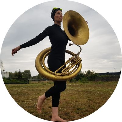 Triptyque Musique de Vent - soubassophone et danse